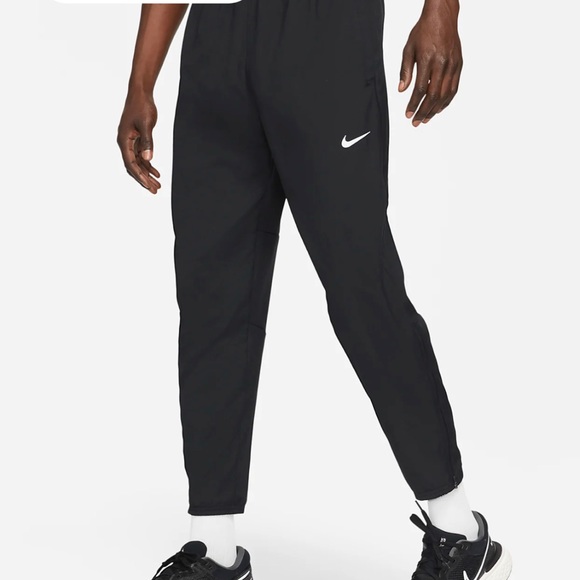 Nike | Pants | Nike Mens Jogger Drifit Therma Essential Running Pants Size  Small | Poshmark